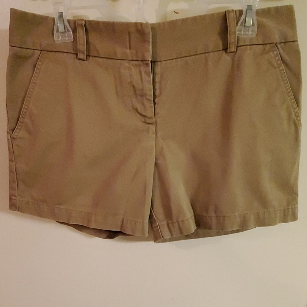 J.Crew womens low fit khaki shorts. sz 8.